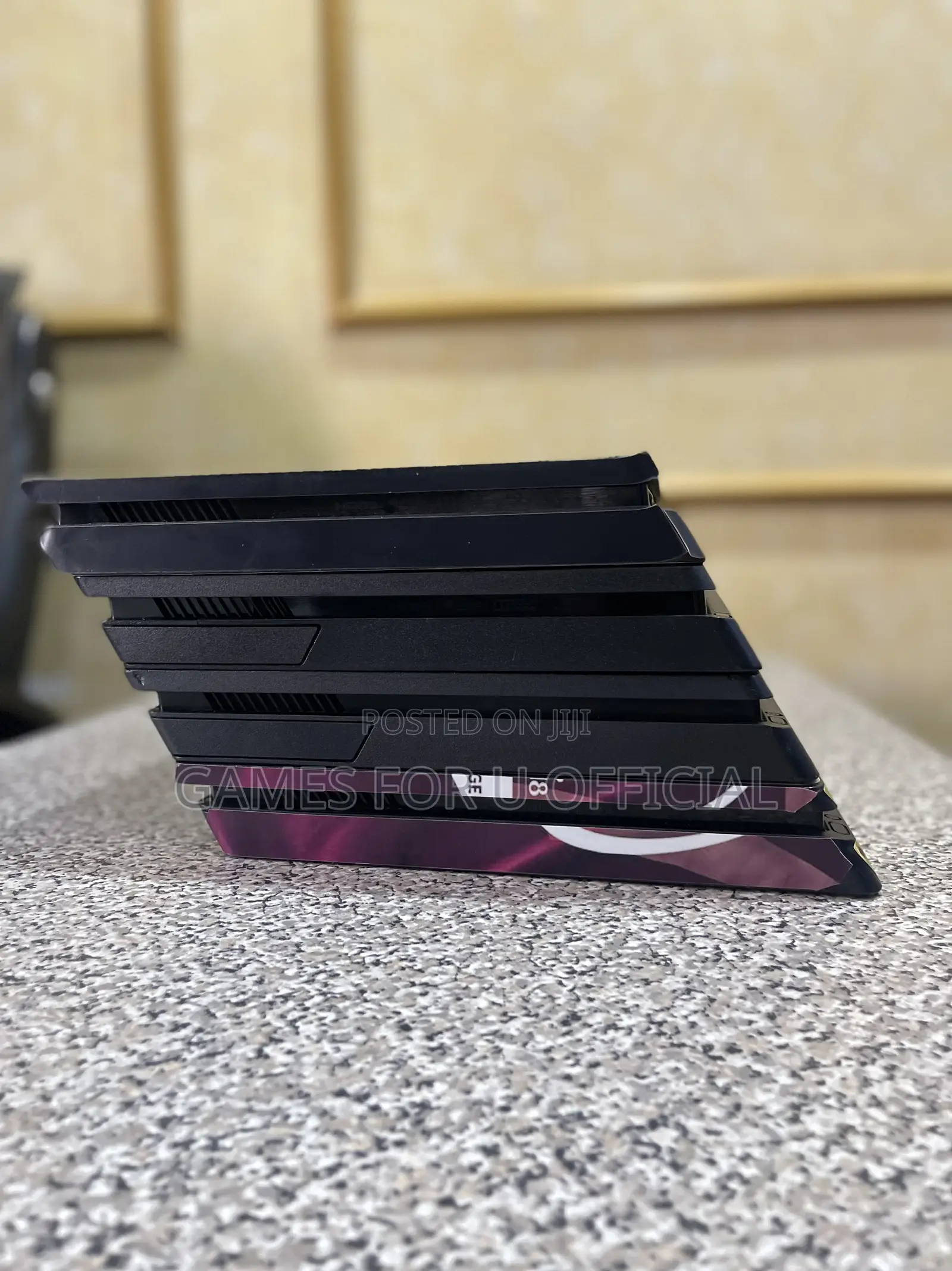 Ps4 Slim Console Chipped 9 Games