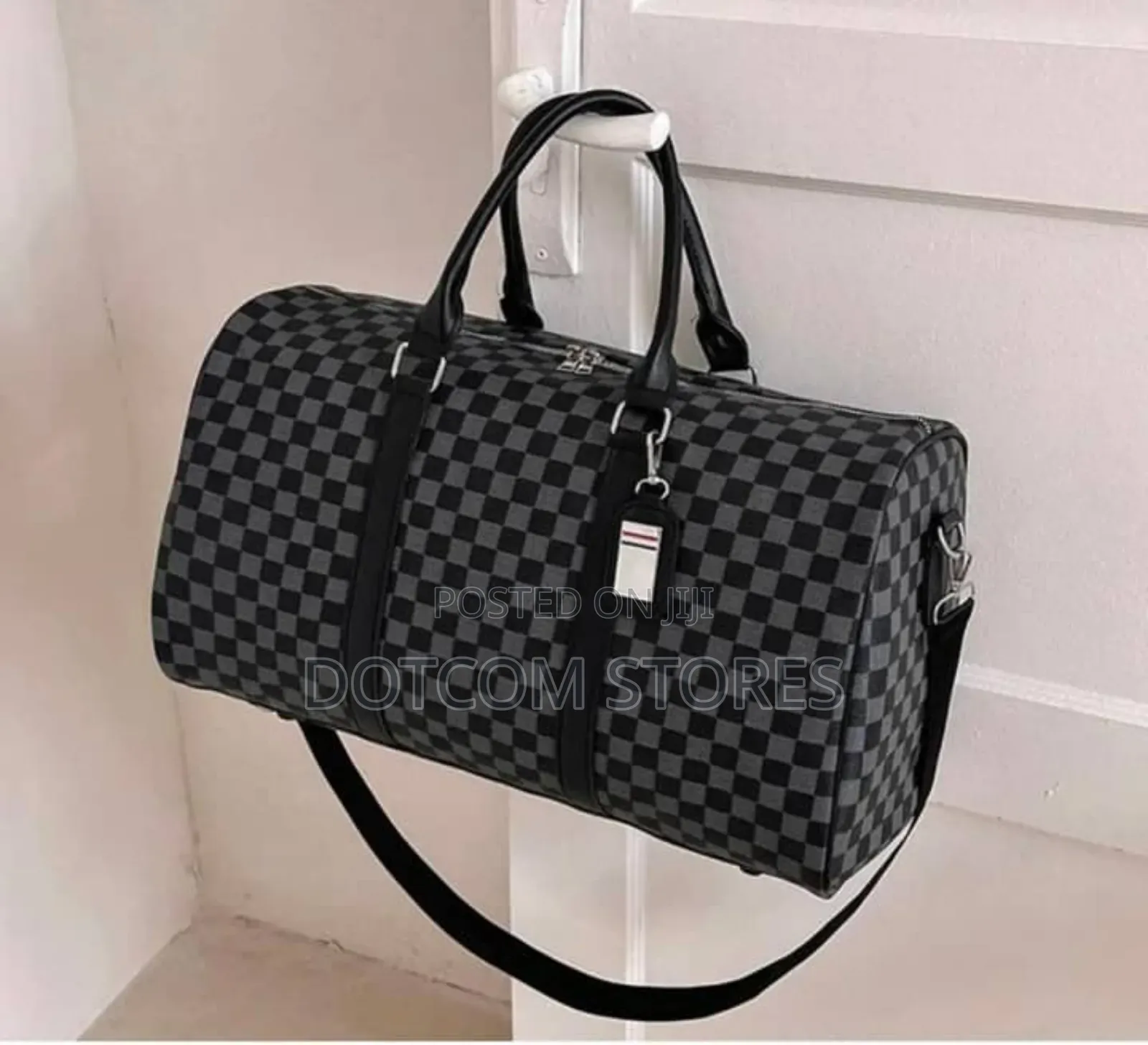Large-Capacity Checkered Duffel Bag