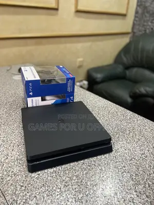 Ps4 Slim Console Uk Used 2 Controllers Chipped 13 Games