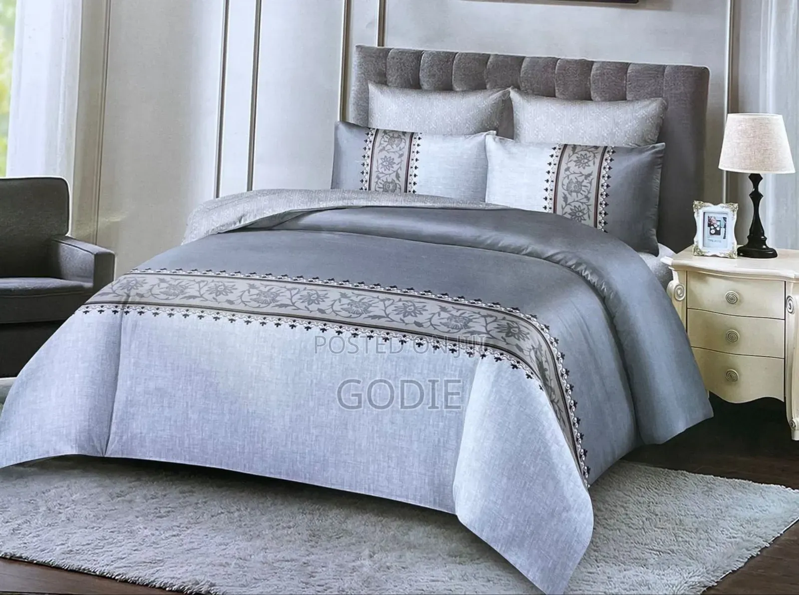 4-Piece High-Quality Duvet Set 6by6