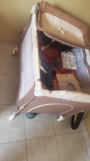 Baby Crib With Mattress