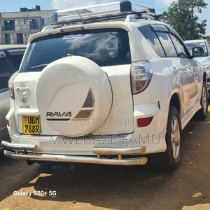 Toyota RAV4 2008 White