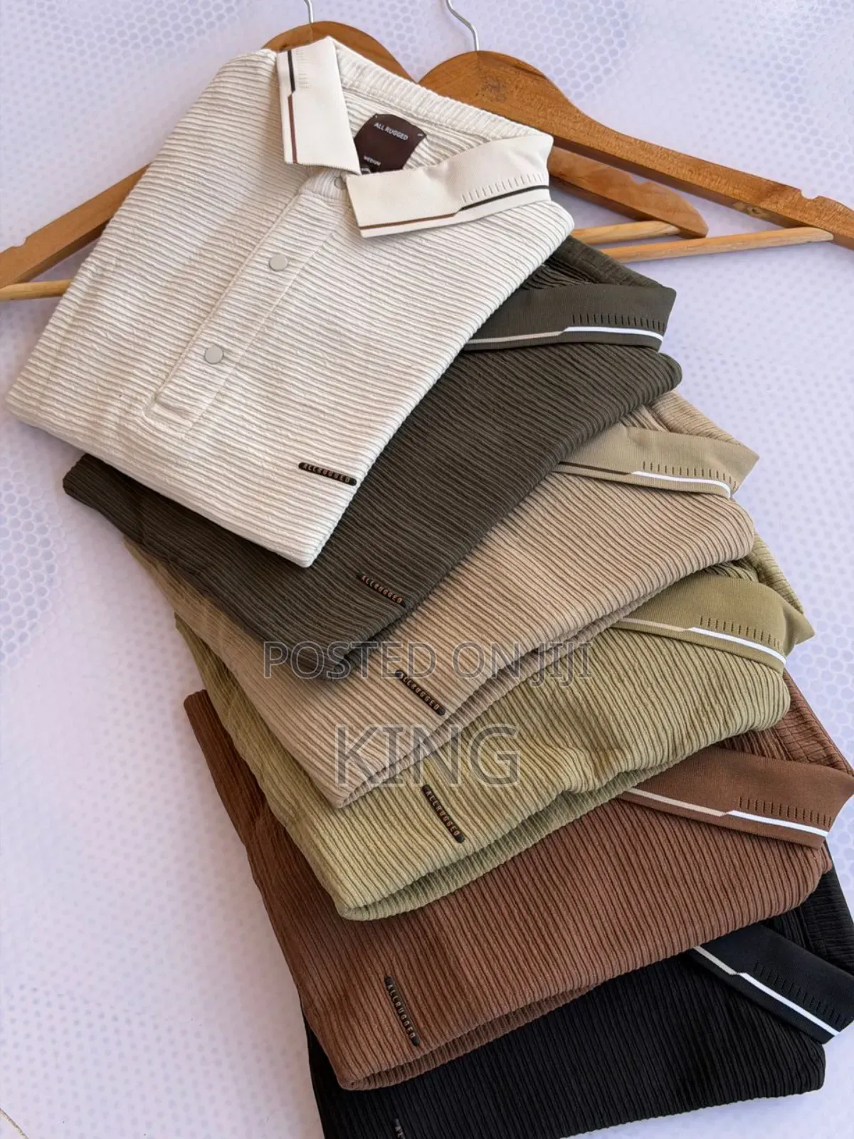 Contrasting Trim Polo T-Shirts