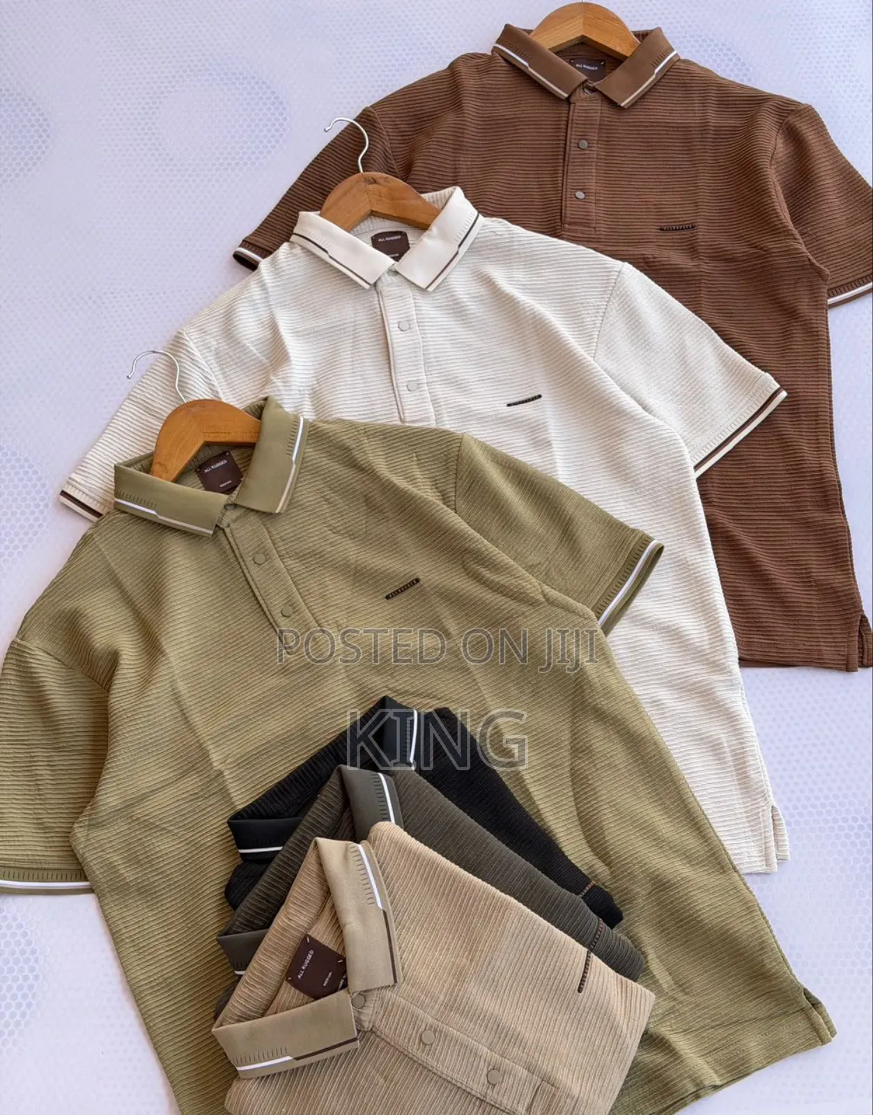 Contrasting Trim Polo T-Shirts