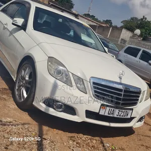 Mercedes-Benz E300 2011 White