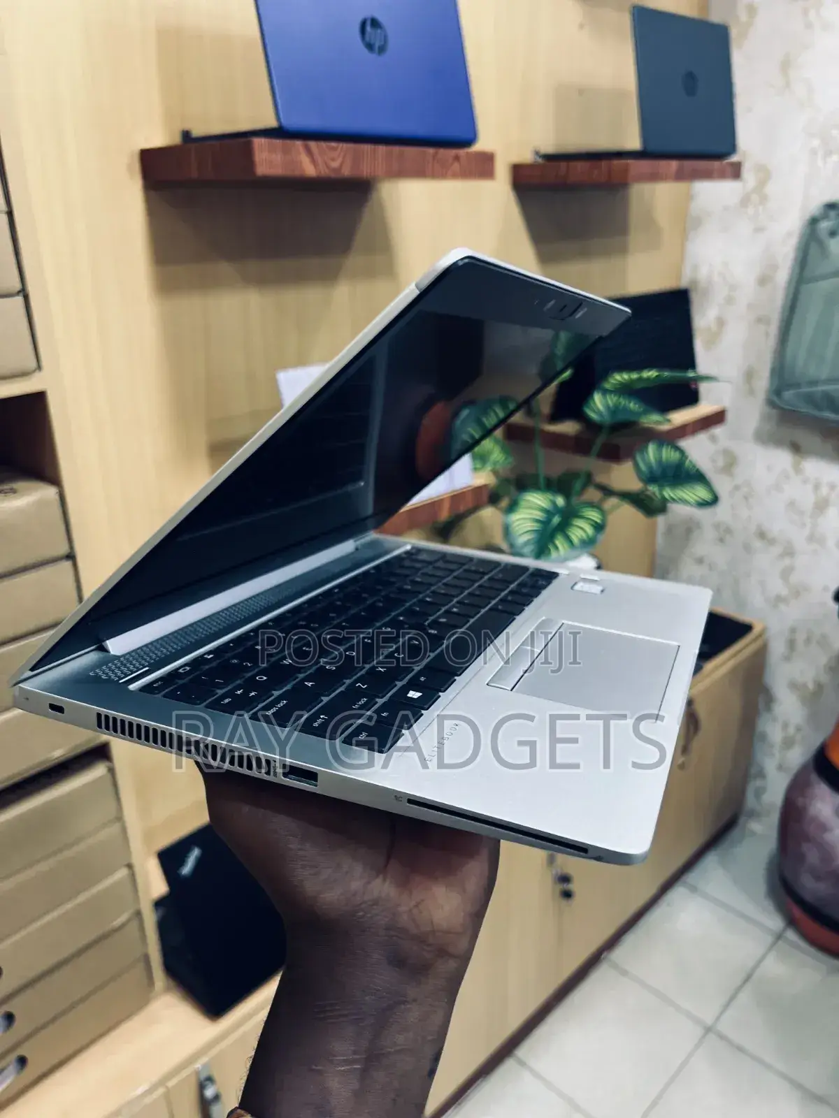 New Laptop HP EliteBook 840 G3 8GB Intel Core i7 SSD 256GB