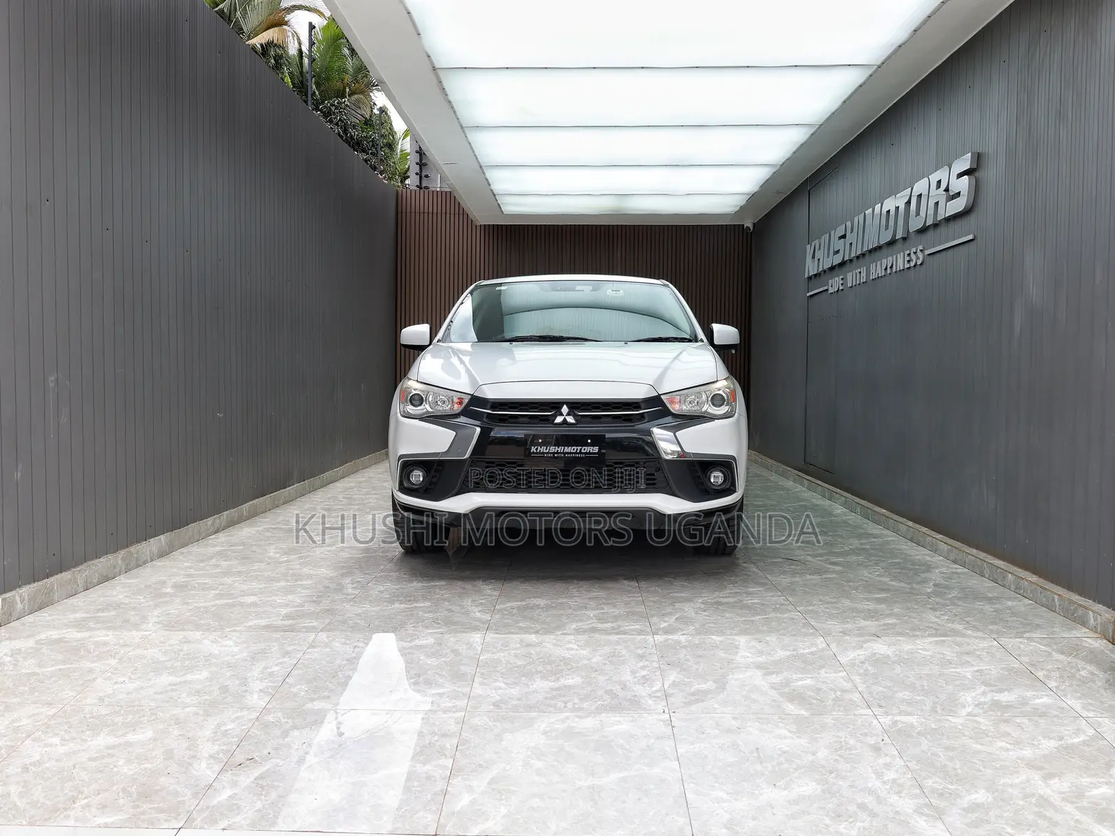 Mitsubishi RVR 2019 White