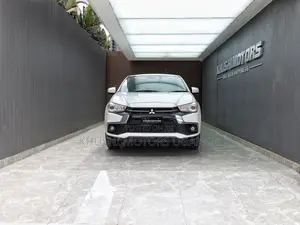 Mitsubishi RVR 2019 White