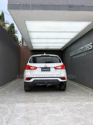 Mitsubishi RVR 2019 White