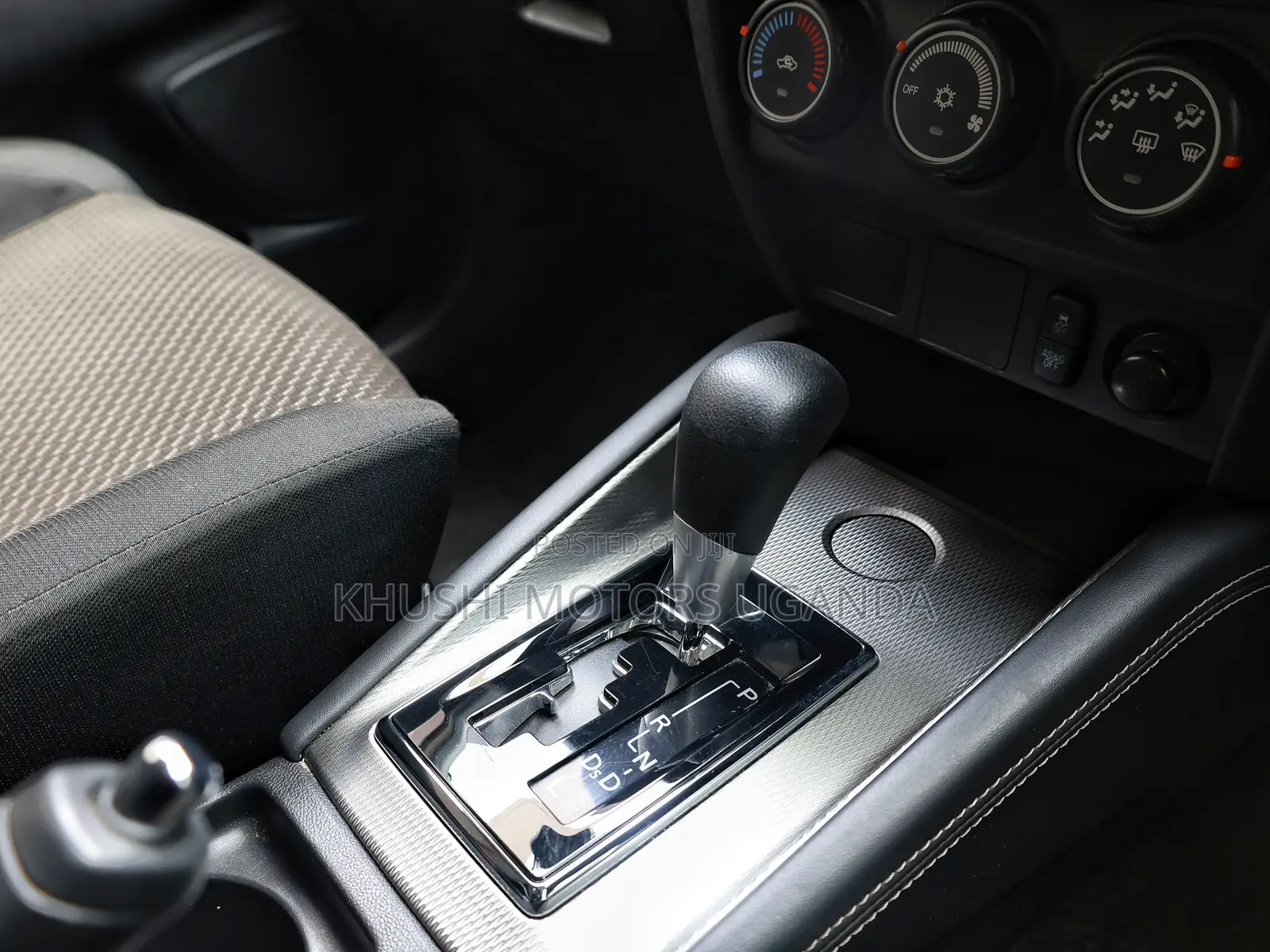 Mitsubishi RVR 2019 White