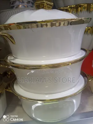 3-Piece Ceramic Serving Dish Set Featuring a White Finish