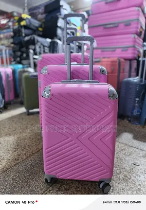 Executive Plastic Suitcases. 3pcs in 1 Set.Medium Size