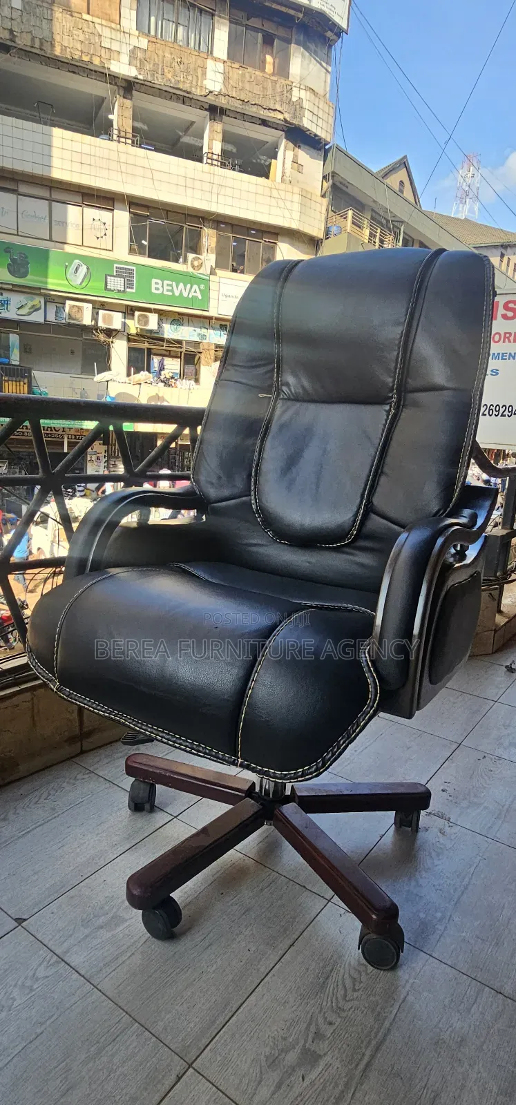 Executive Pure Leather Mega Chair