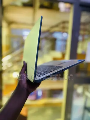 Laptop Lenovo IdeaPad 1 4GB Intel Celeron SSD 256GB