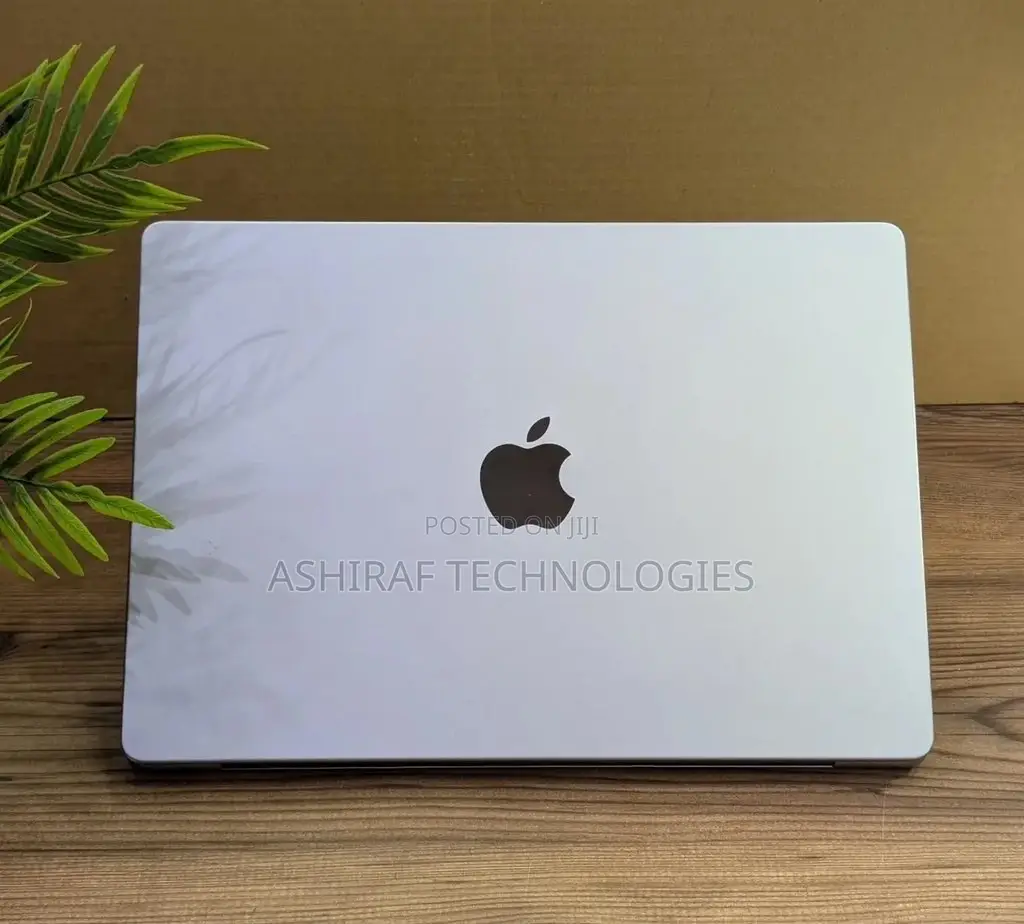 Laptop Apple MacBook Pro M1 16GB Apple M1 Pro SSD 512GB