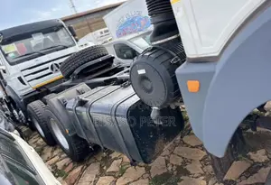 Truck Head