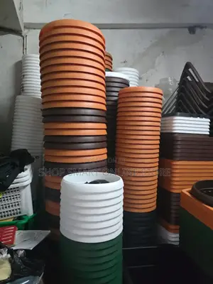 Rounded Plastic Flower Pots Plastic Flower Pots