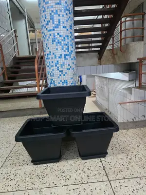 Large Size Plastic Flower Pots Plastic Flower Pots