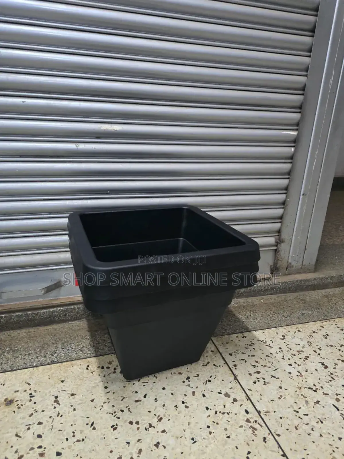 Black Tech Plastic Flower Pots Plastic Flower Pots