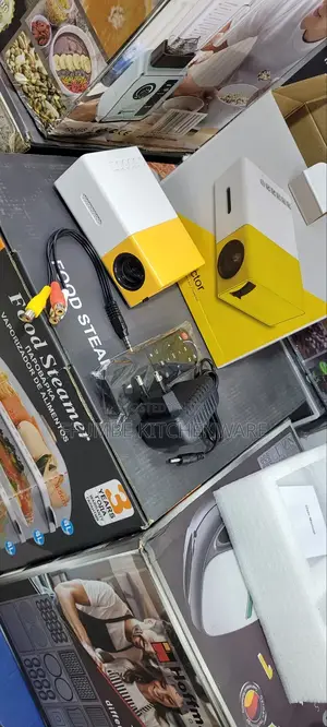 Mini Led Projector Yg-300