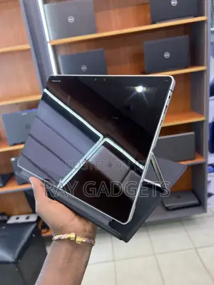 New Laptop HP EliteBook X2 1012 G2 8GB Intel Core i7 SSD 256GB