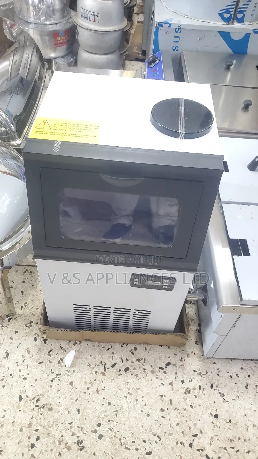 Commercial Ice Maker