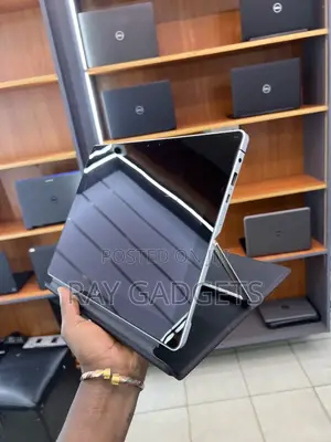 New Laptop HP EliteBook X2 1012 G1 16GB Intel Core i5 SSD 256GB