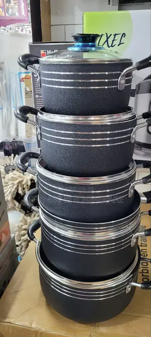 Non Sticky Cookware Set