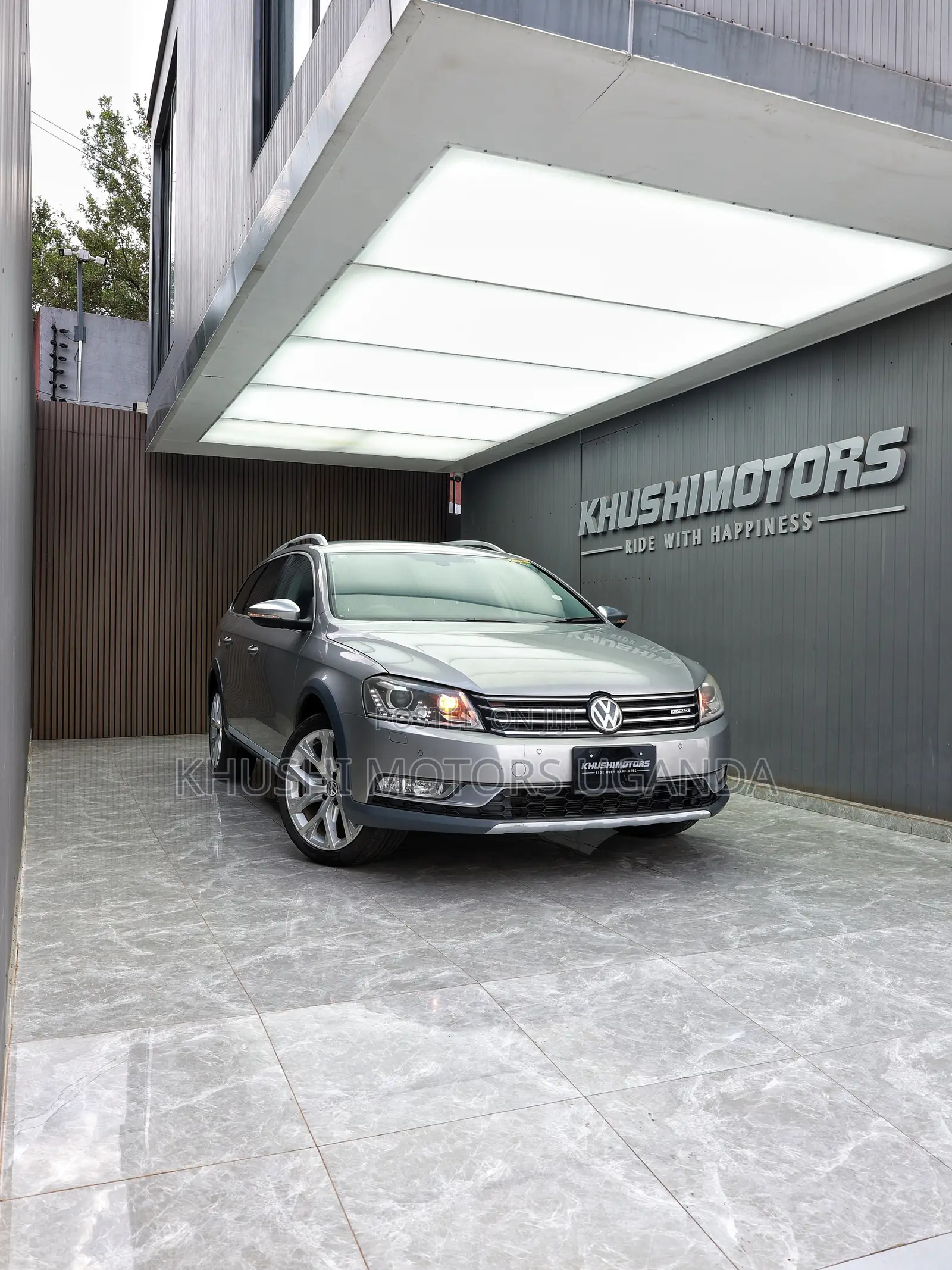 Volkswagen Passat 2012 Silver