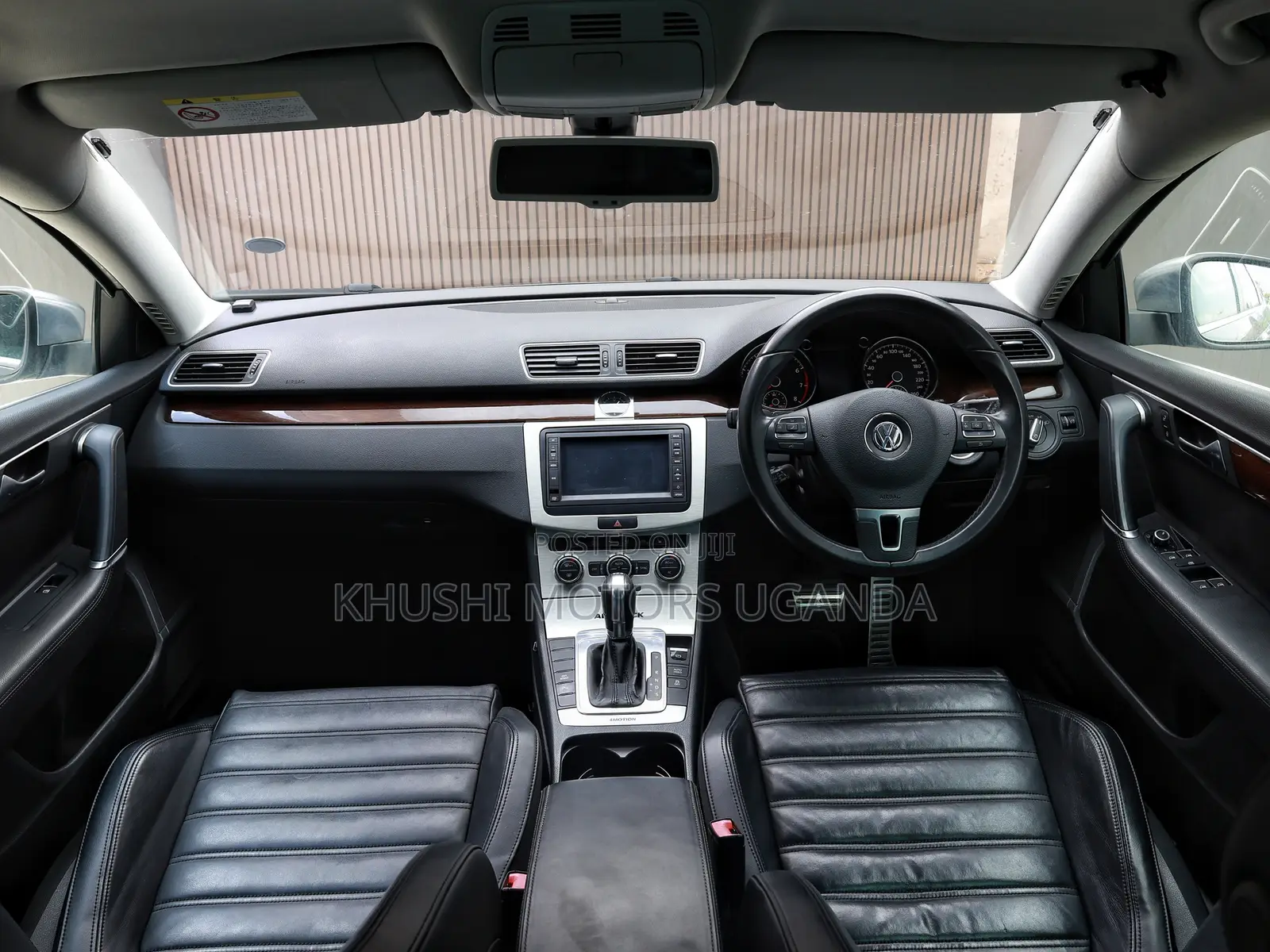 Volkswagen Passat 2012 Silver