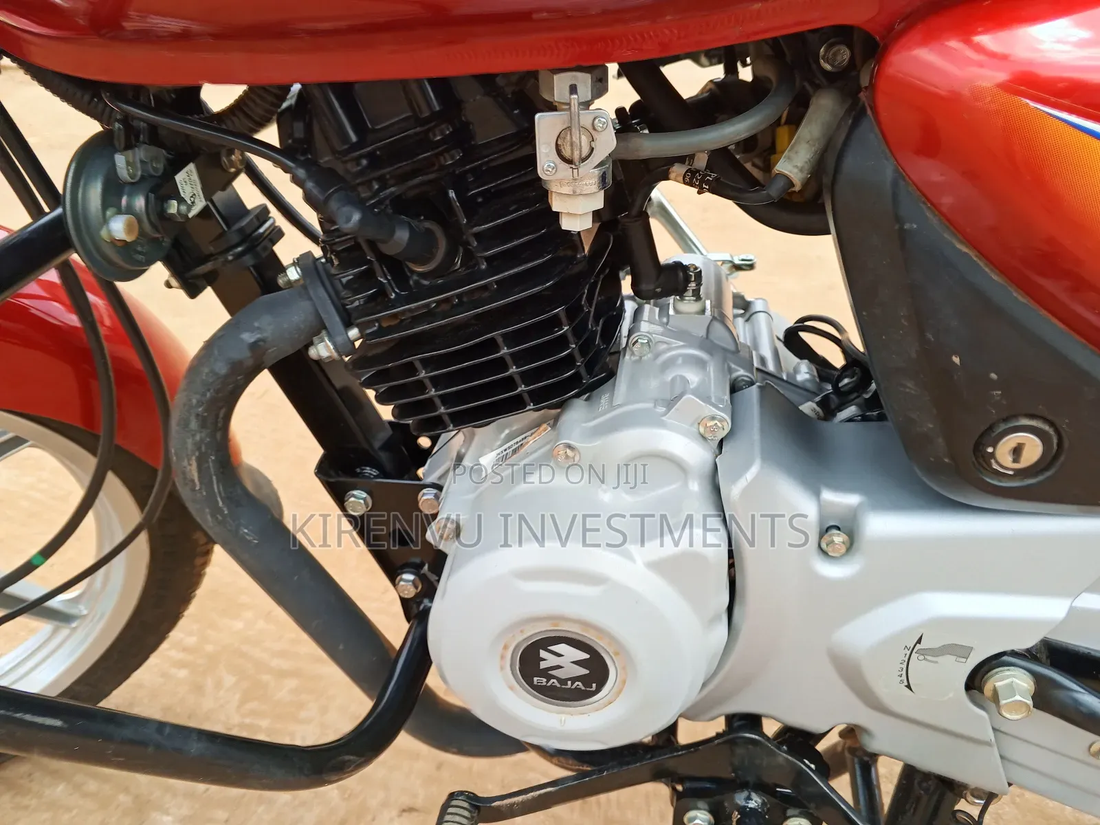 Bajaj Boxer 125 2025 Red
