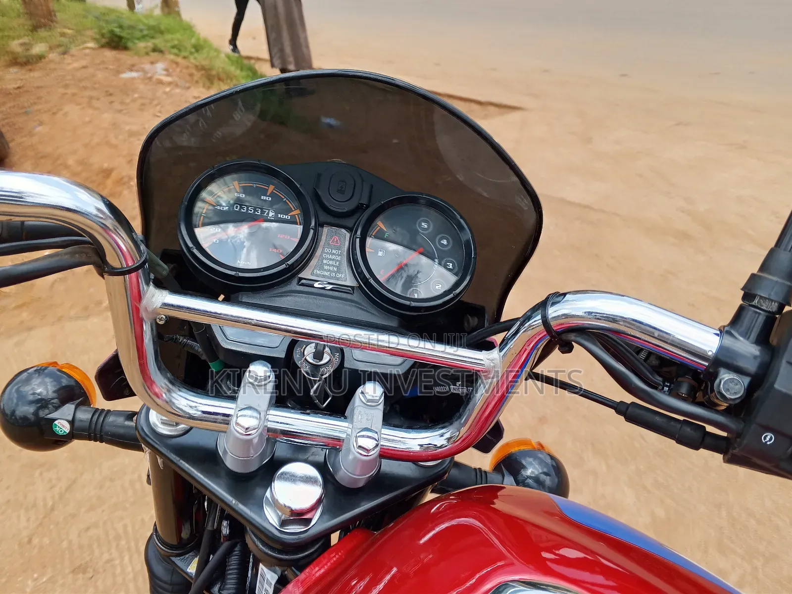 Bajaj Boxer 125 2025 Red