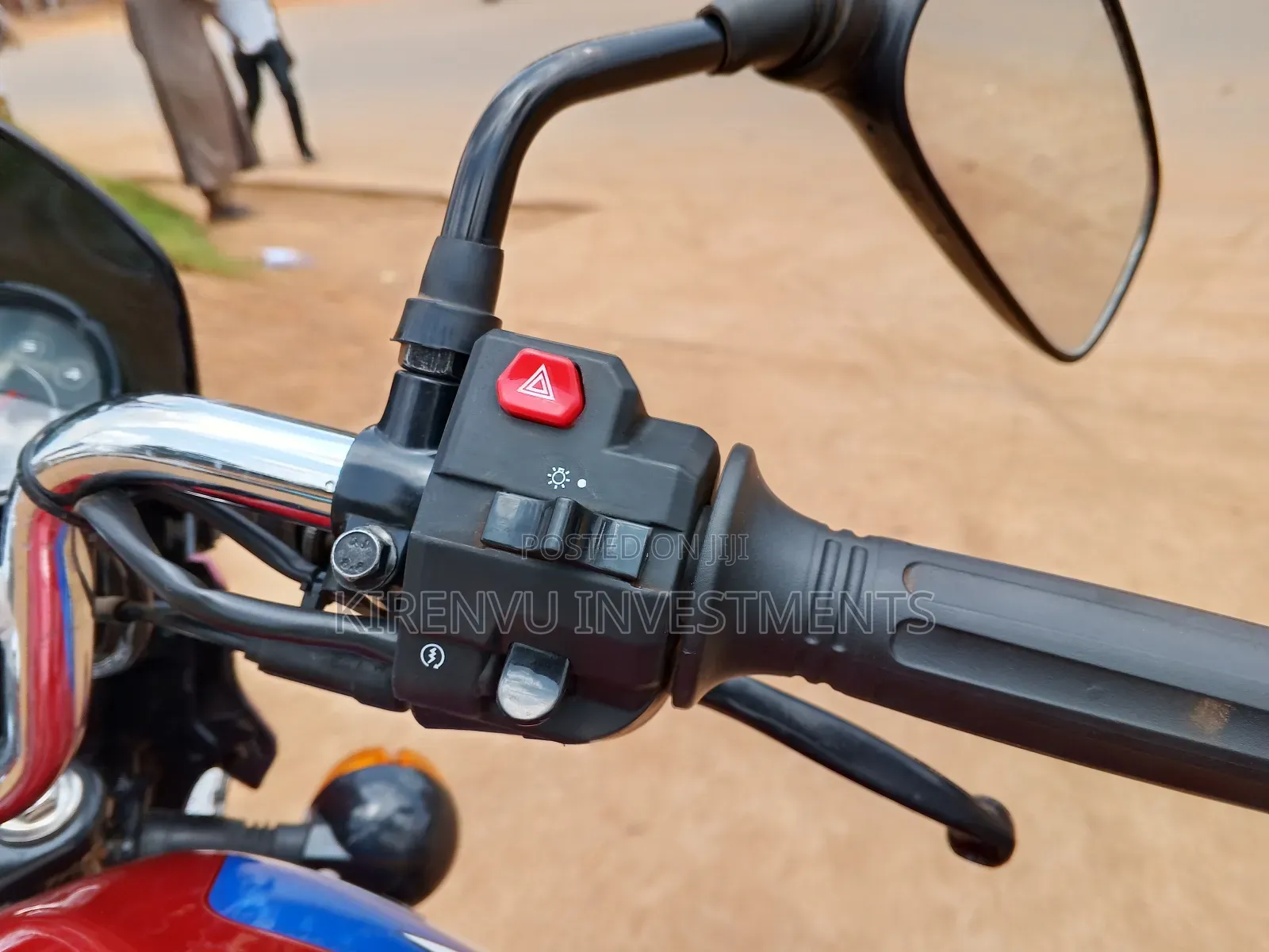 Bajaj Boxer 125 2025 Red