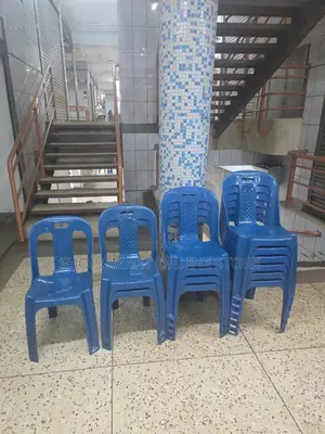 Useful Plastic Chairs Plastic Chairs