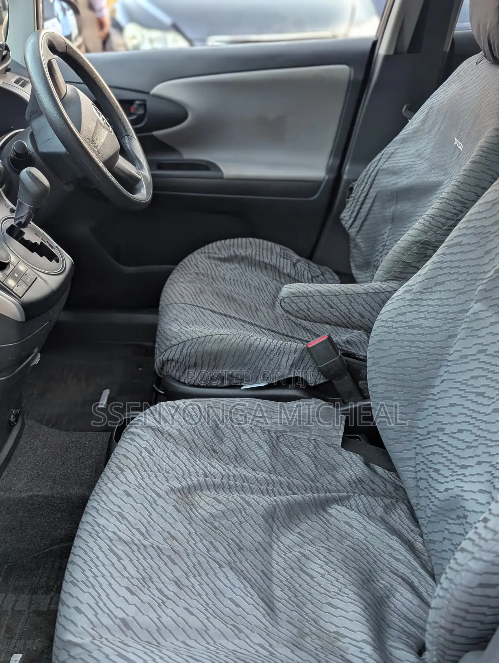 Toyota Wish 2011