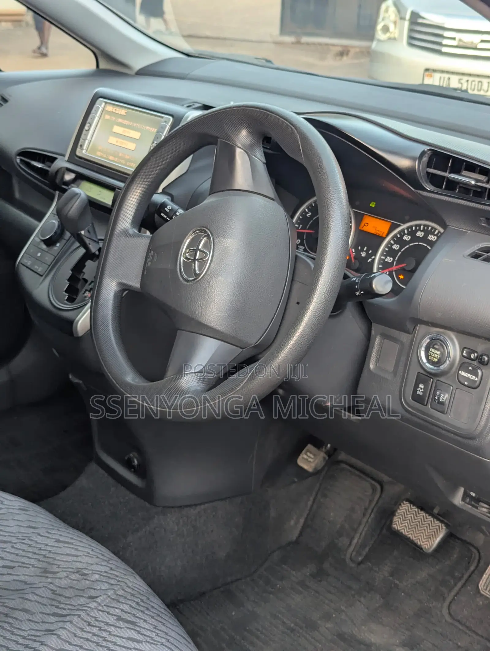 Toyota Wish 2011