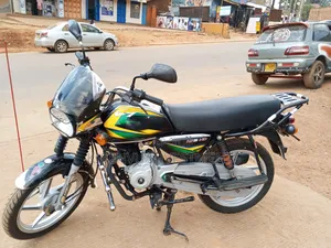 Bajaj Boxer 125 2020 Red