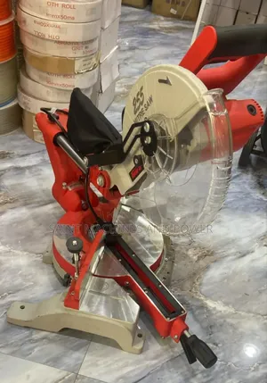 Sliding Mitre Saw