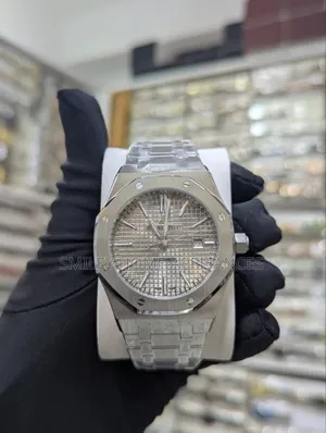Silver Face Men's Original Audemars Piguet Automatic Wrist Time Piece