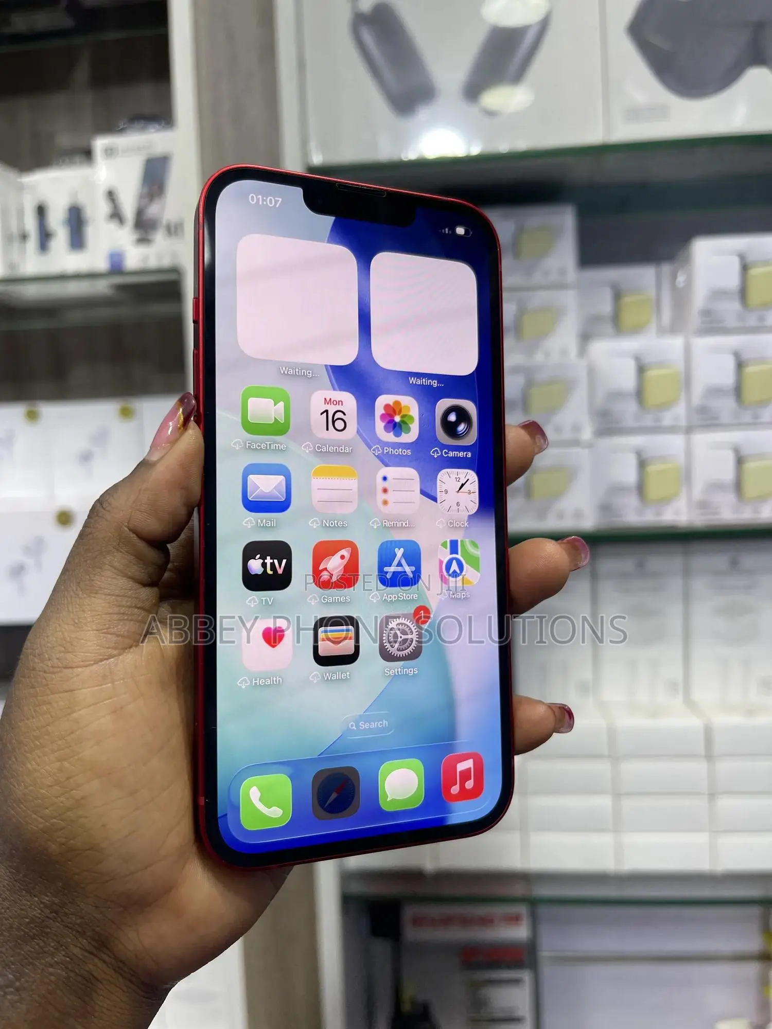 Apple iPhone 13 256 GB Red