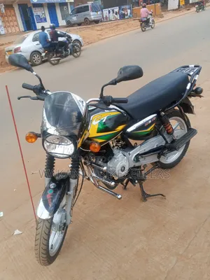 Bajaj Boxer 125 2024 Black