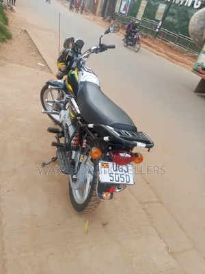 Bajaj Boxer 125 2024 Black