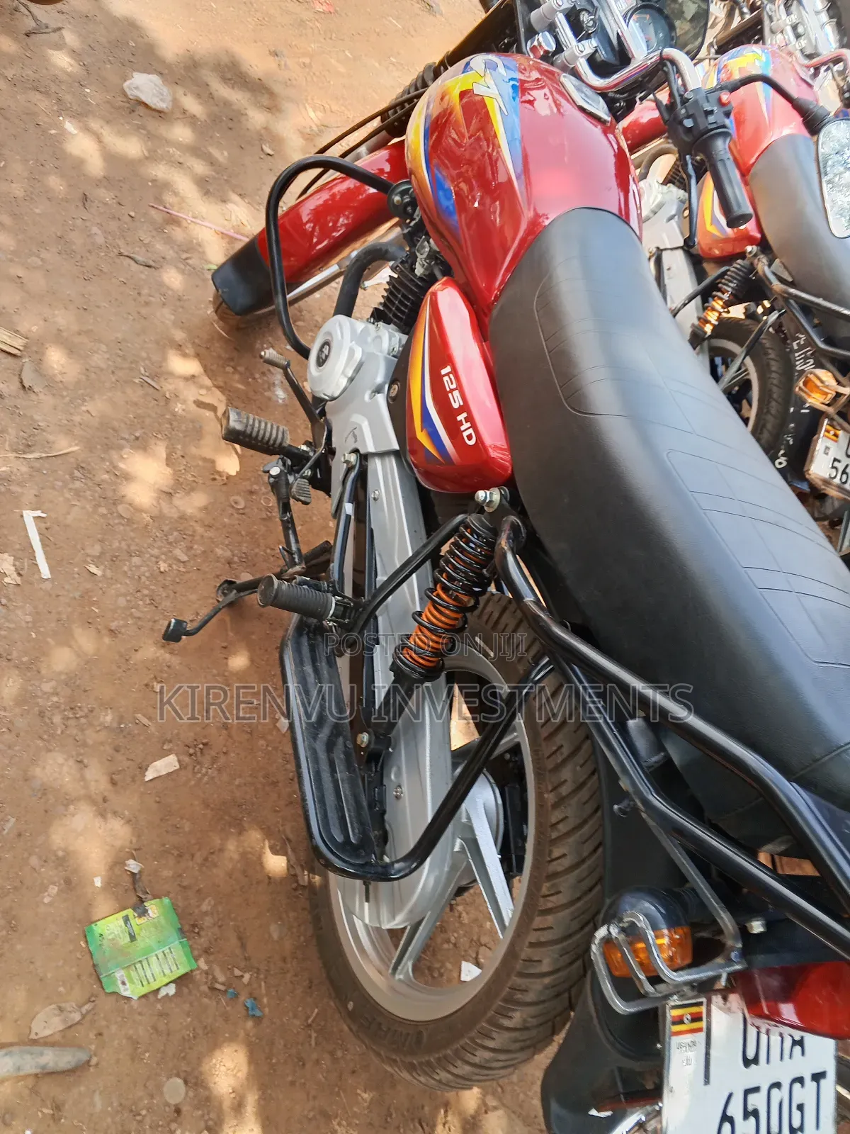 Bajaj Boxer 125 2024 Red