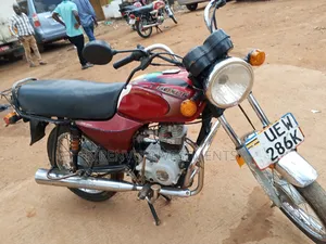 Bajaj Boxer 100 2018 Red