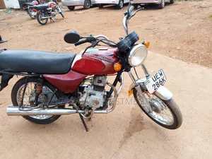 Bajaj Boxer 100 2018 Red