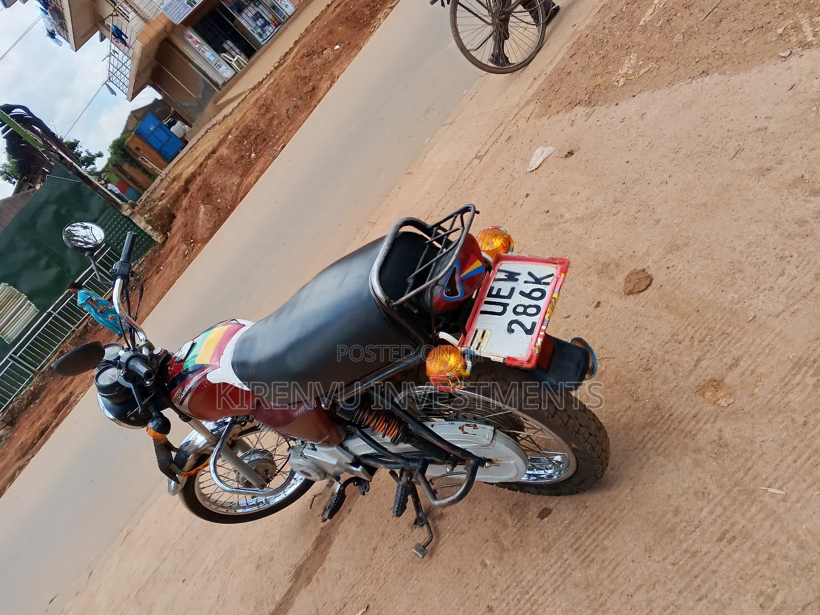 Bajaj Boxer 100 2018 Red