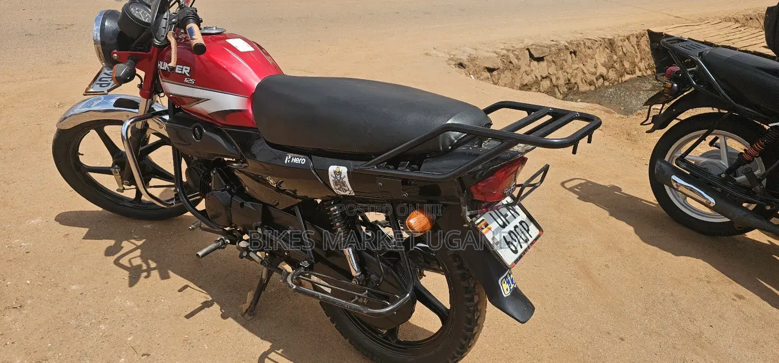 Bajaj CT 125X 2022 Red
