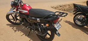 Bajaj CT 125X 2022 Red