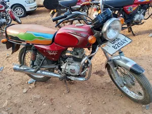 Bajaj Boxer 2018 Red