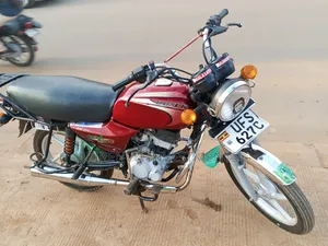 Bajaj Boxer 125 2017 Red